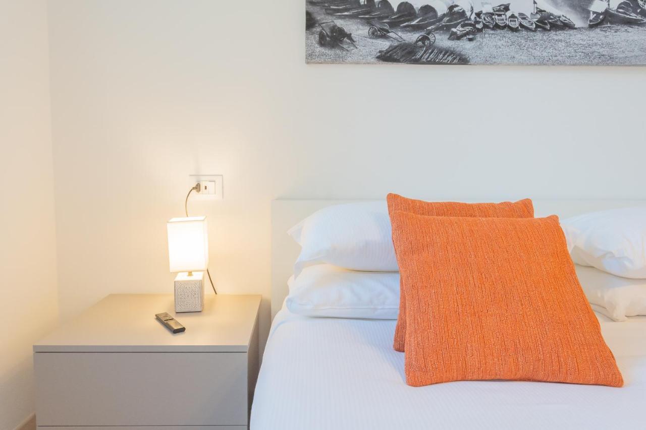 White Lake View Apartment By Rent All Como Dış mekan fotoğraf